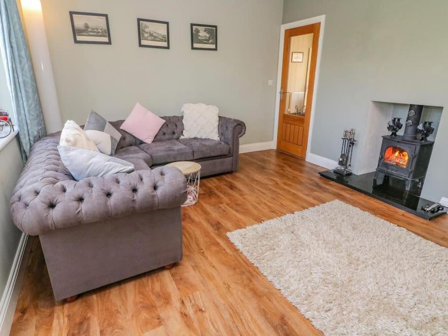 Two Acres- Spacious, Delightful, Pet Free Bungalow Levens Exterior foto